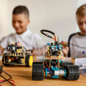 Artificial Intelligence and Machine Learning: A Course for Students and Their Future